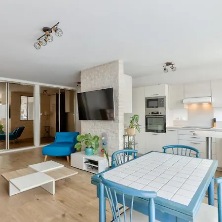 Moderne T2 Avec Balcon Proche Du Bois De Vincennes Parigi